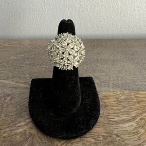 Rhinestone crystal floral dome silver tone cocktail statement ring - size 7